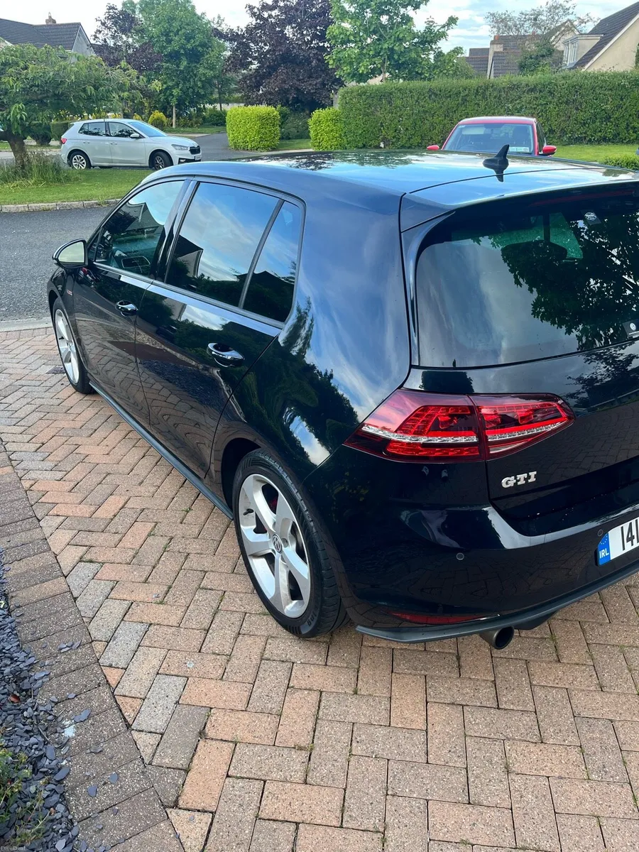 141 VW Golf GTI DSG - Image 4