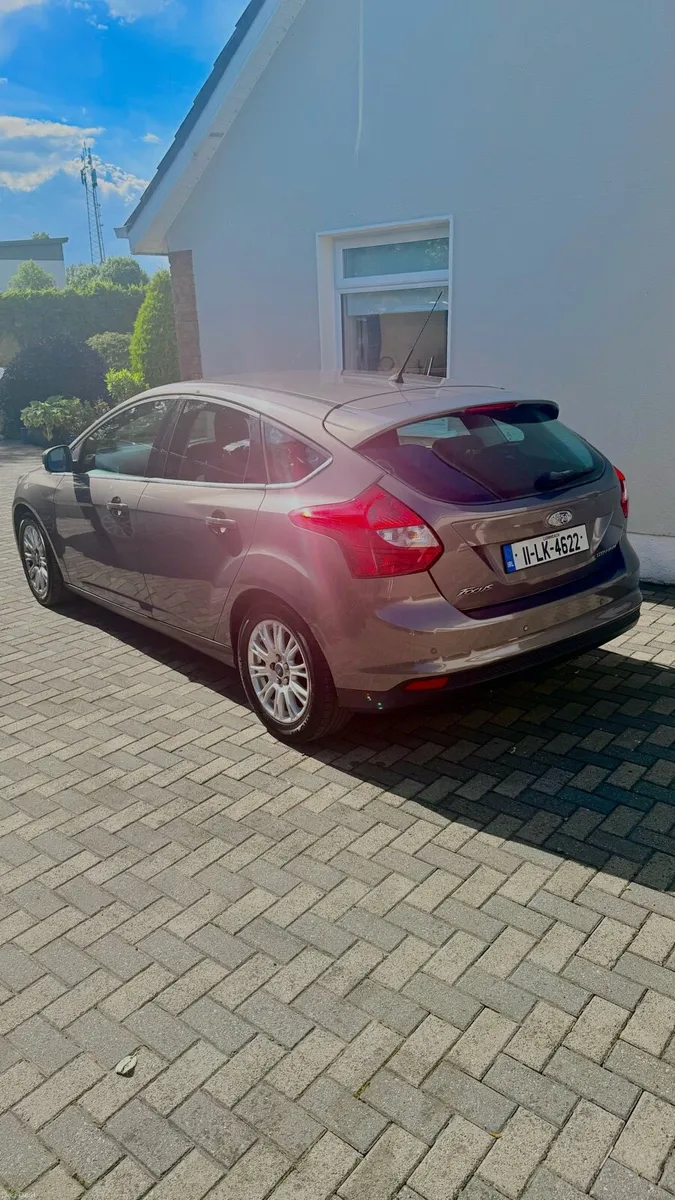 Ford Focus Titanium 2011 1.6 - Image 4