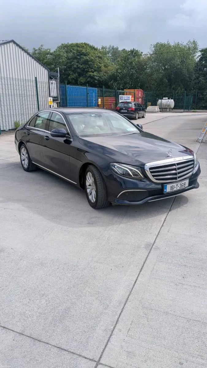 Mercedes Benz E220 - Image 1