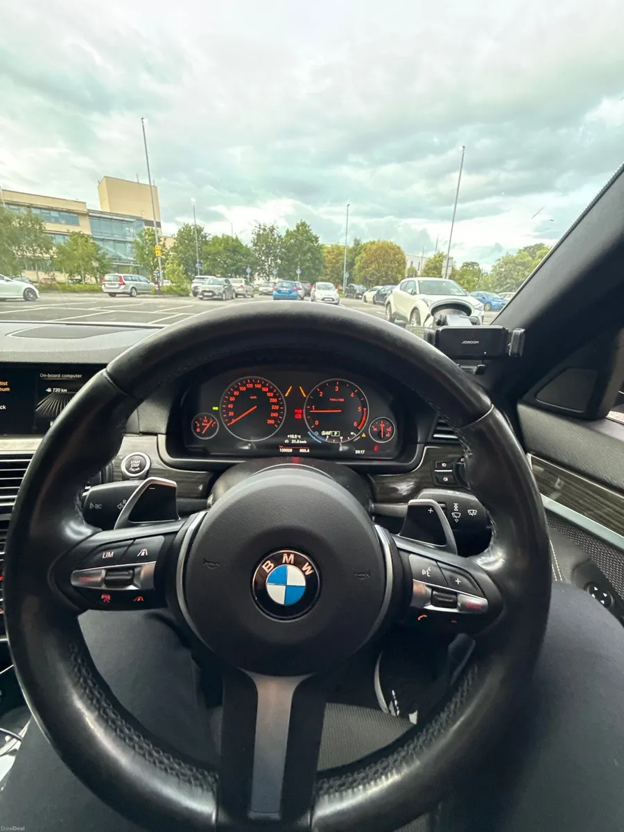 Car - Image 1