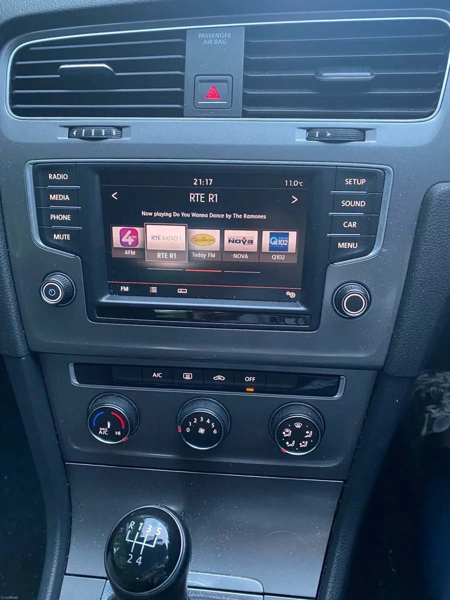 Volkswagen Golf 2016 1.6L  Diesel - Image 4