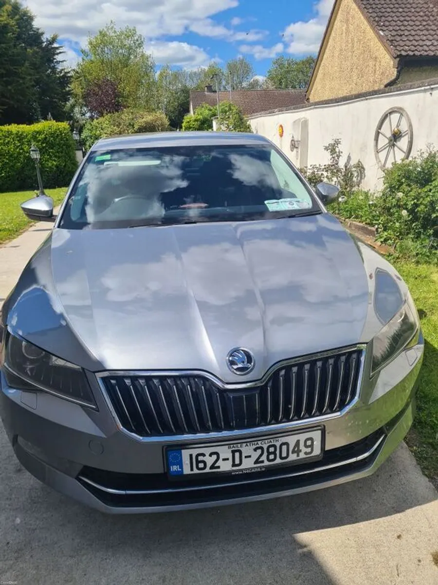 2016 Skoda Superb - Image 1