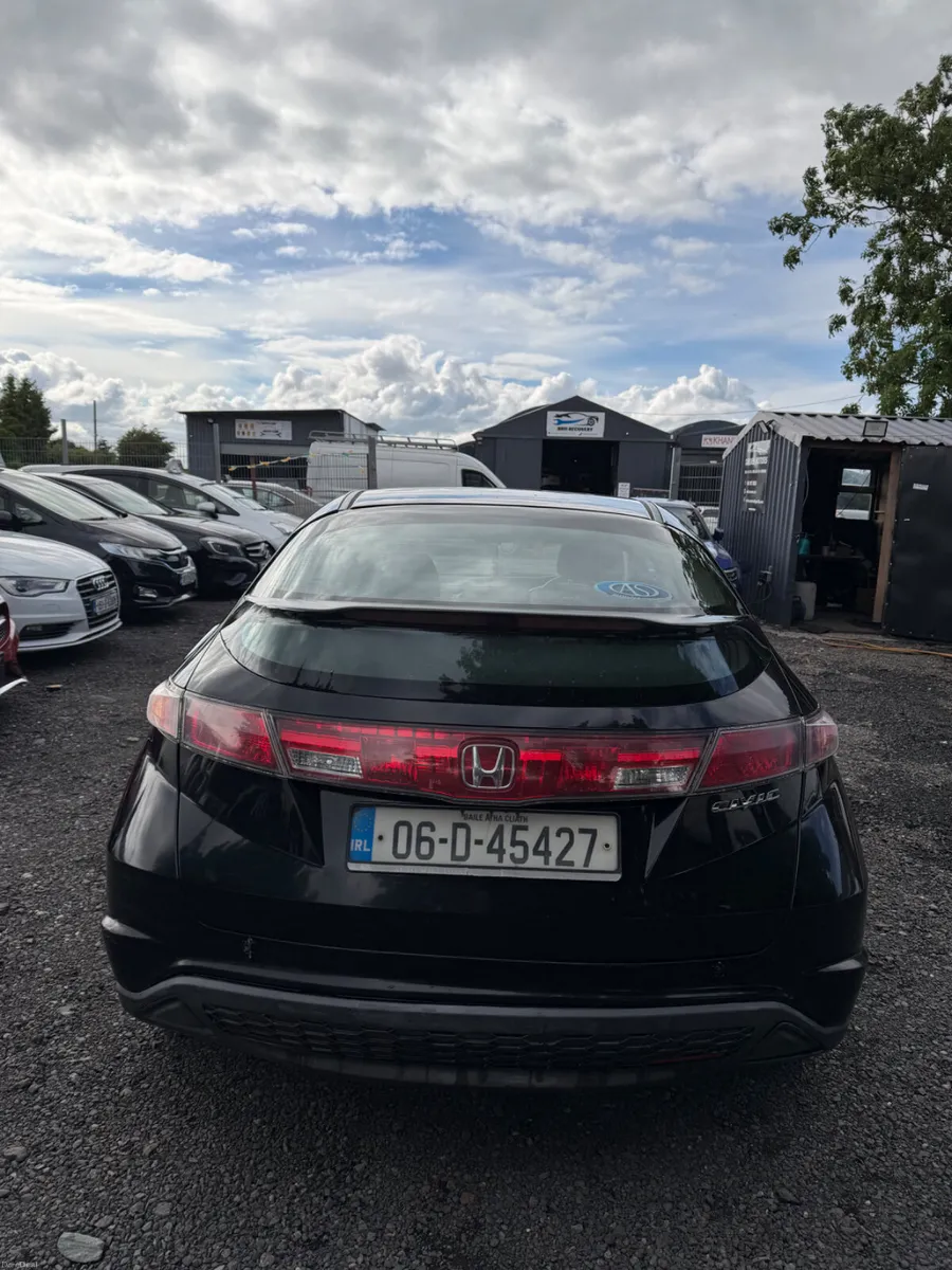 Honda Civic 2006 - Image 4