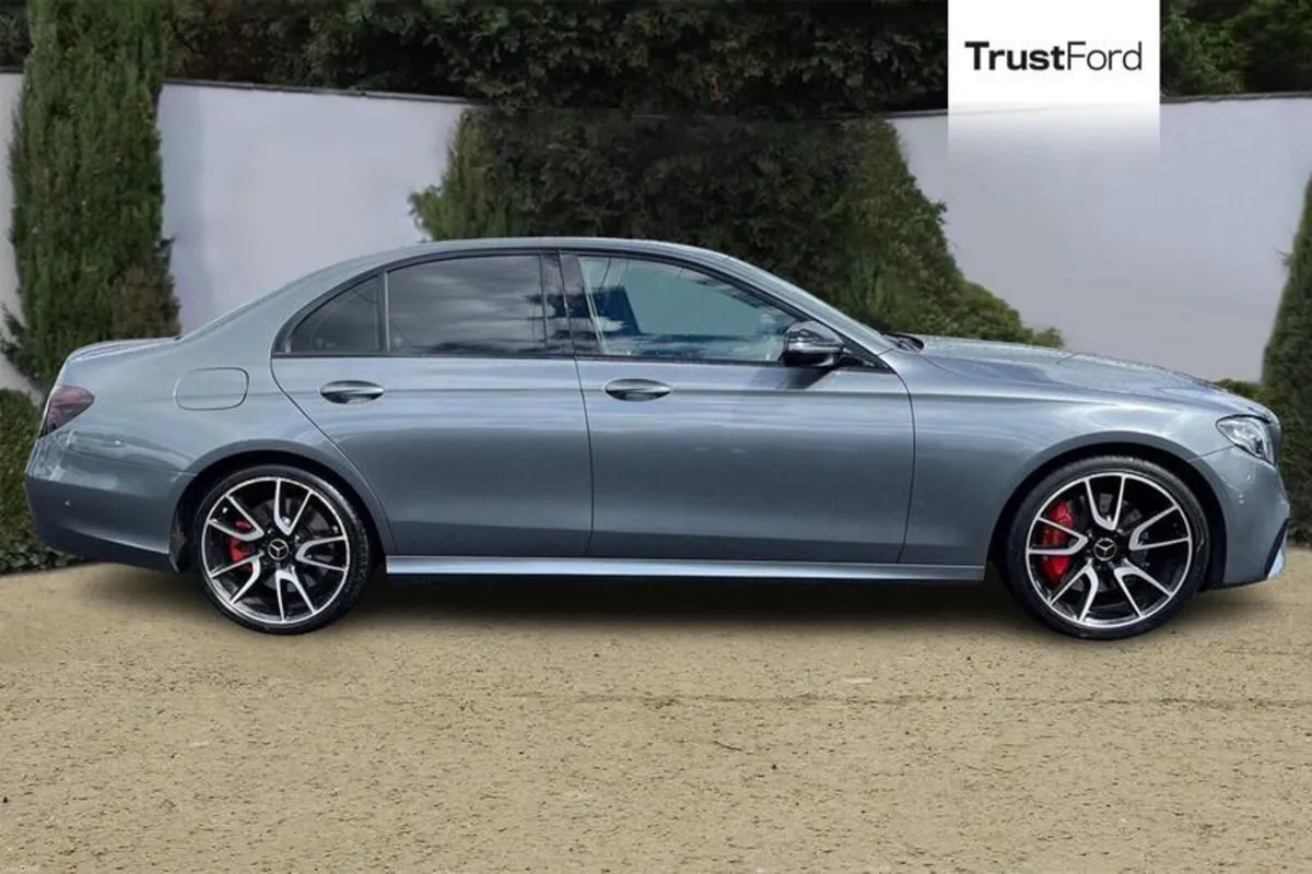 Mercedes-Benz E-Class AMG - Image 3