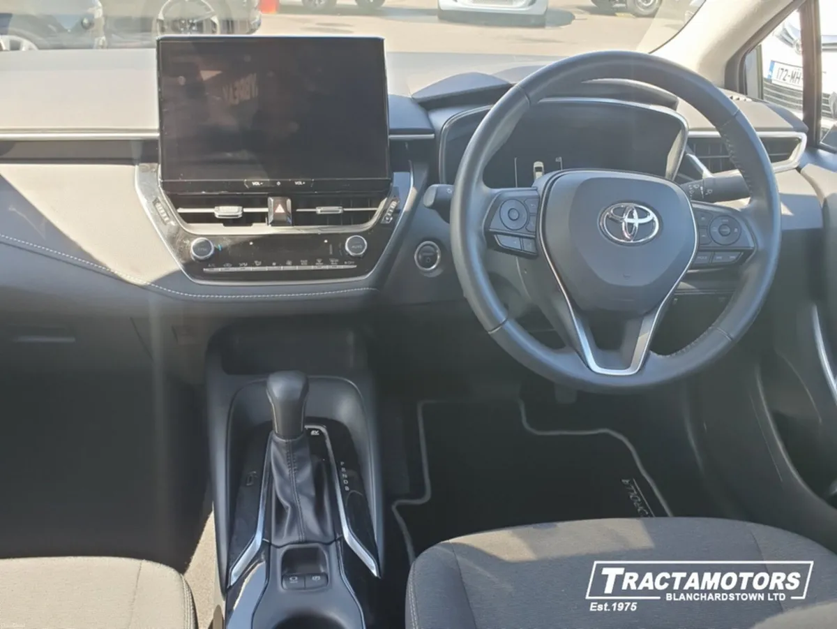 Toyota Corolla LUNA SALOON 4DR AUTO - Image 2