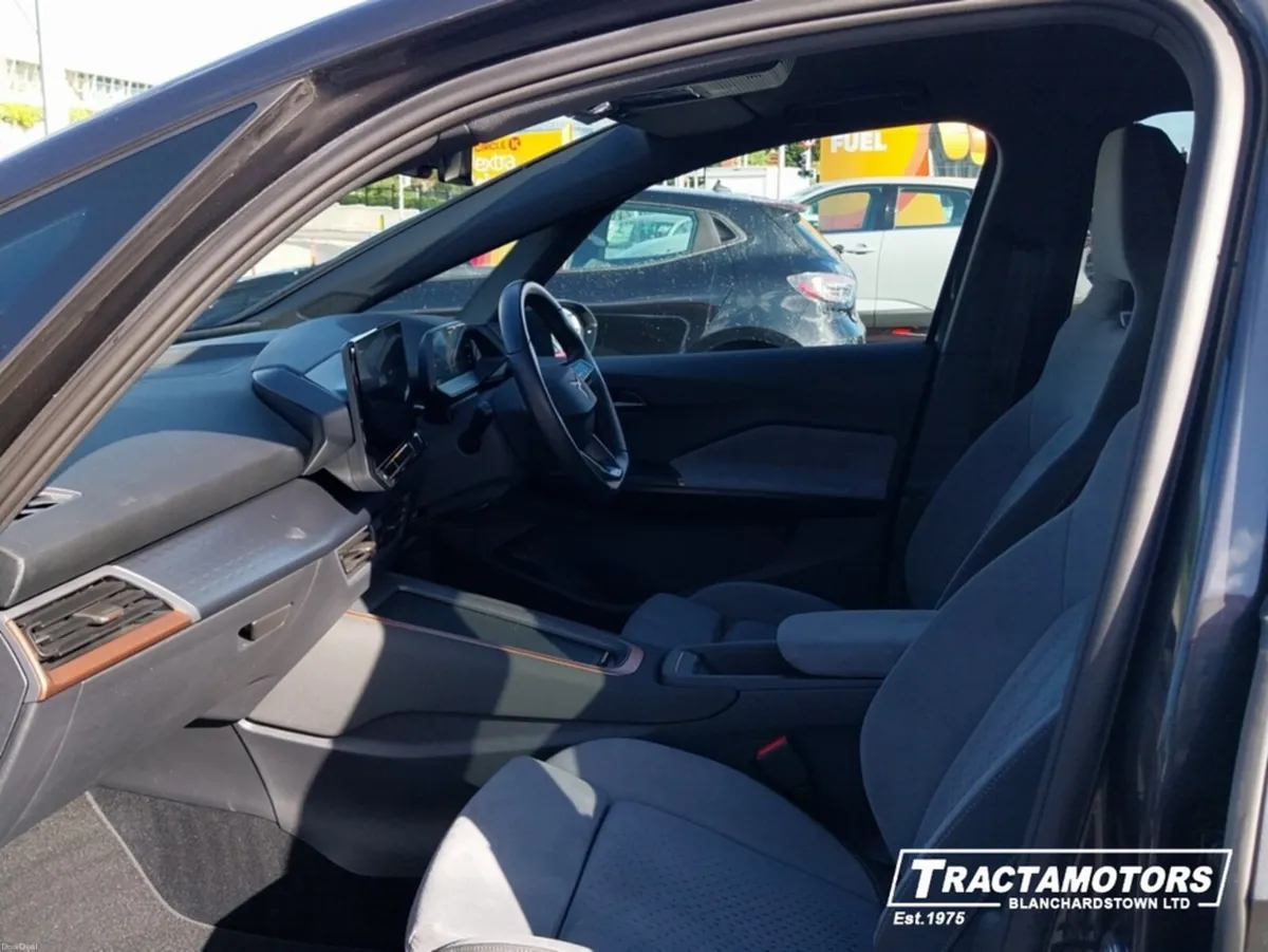 Cupra Born 150 KW 58KWH 204BHP 5DR AUTO - Image 4