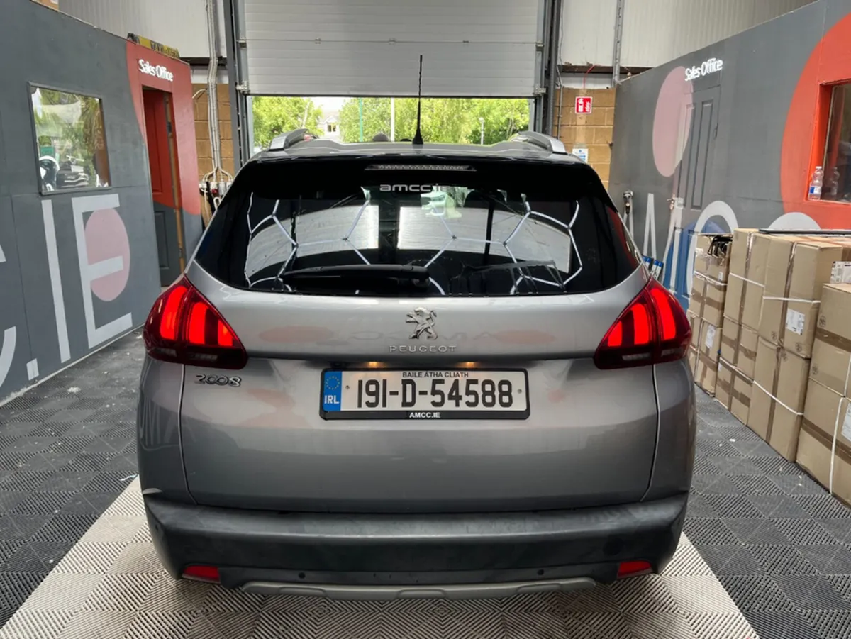 Peugeot 2008 2019 PEUGEOT 2008 CROSS CITY 1.2 AUTO - Image 3