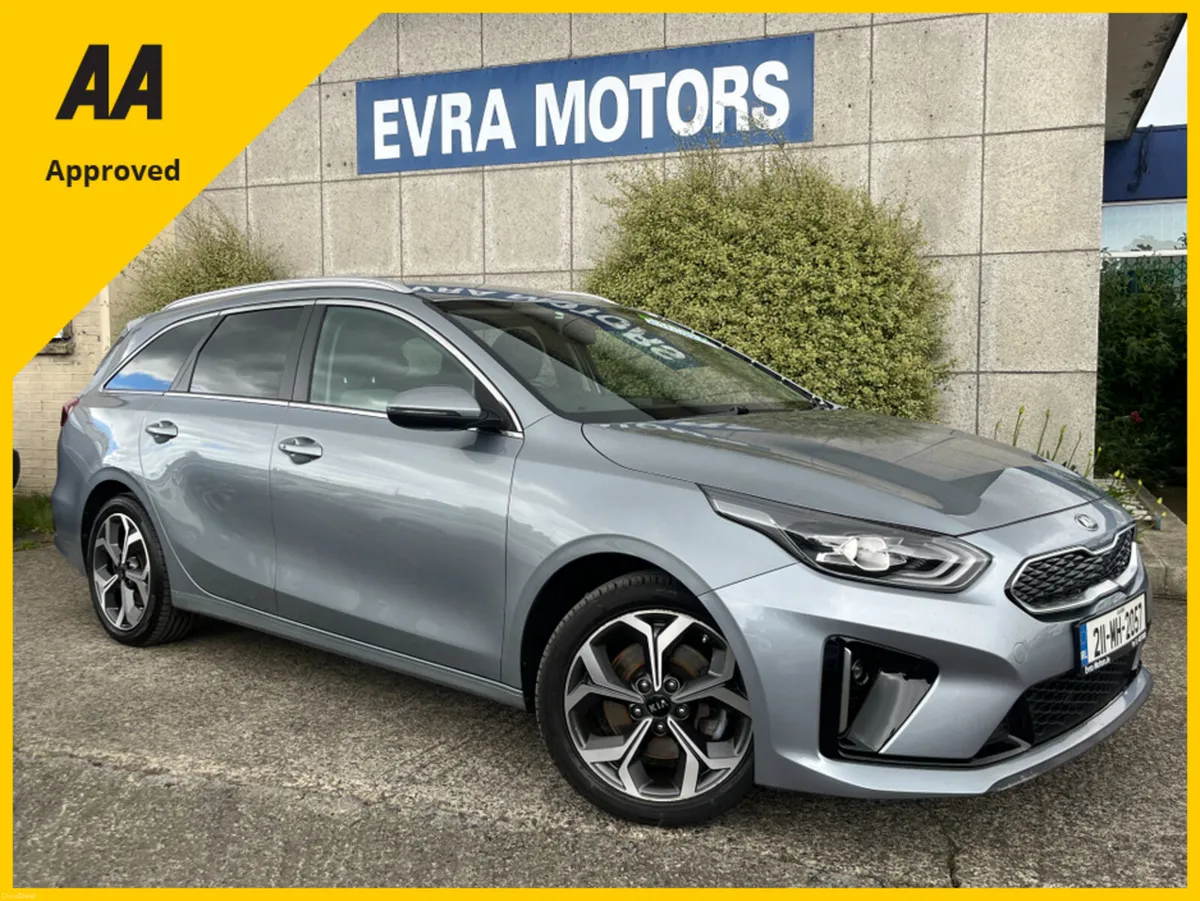 Kia Ceed ESTATE PLUG IN HYBRID AUTOMATIC 1.6 PETRO - Image 1