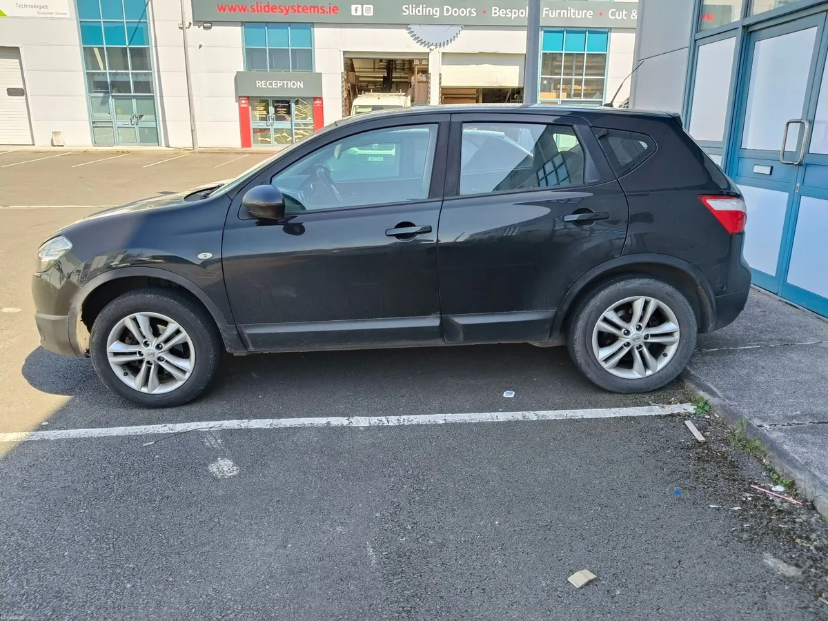 Nissan Qashqai 2011 - Image 3