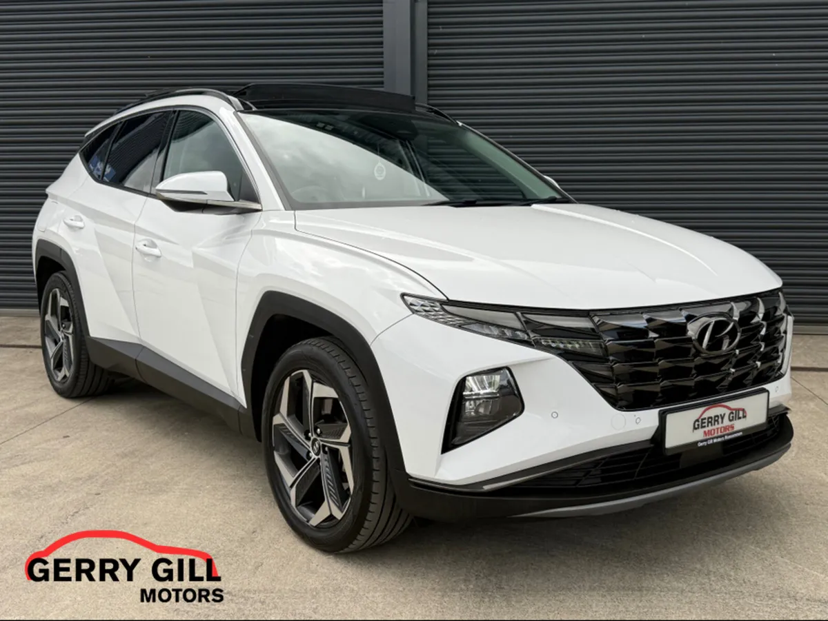 Hyundai Tucson ULTIMATE TGDI PHEV T-GDI  ** PETROL - Image 1