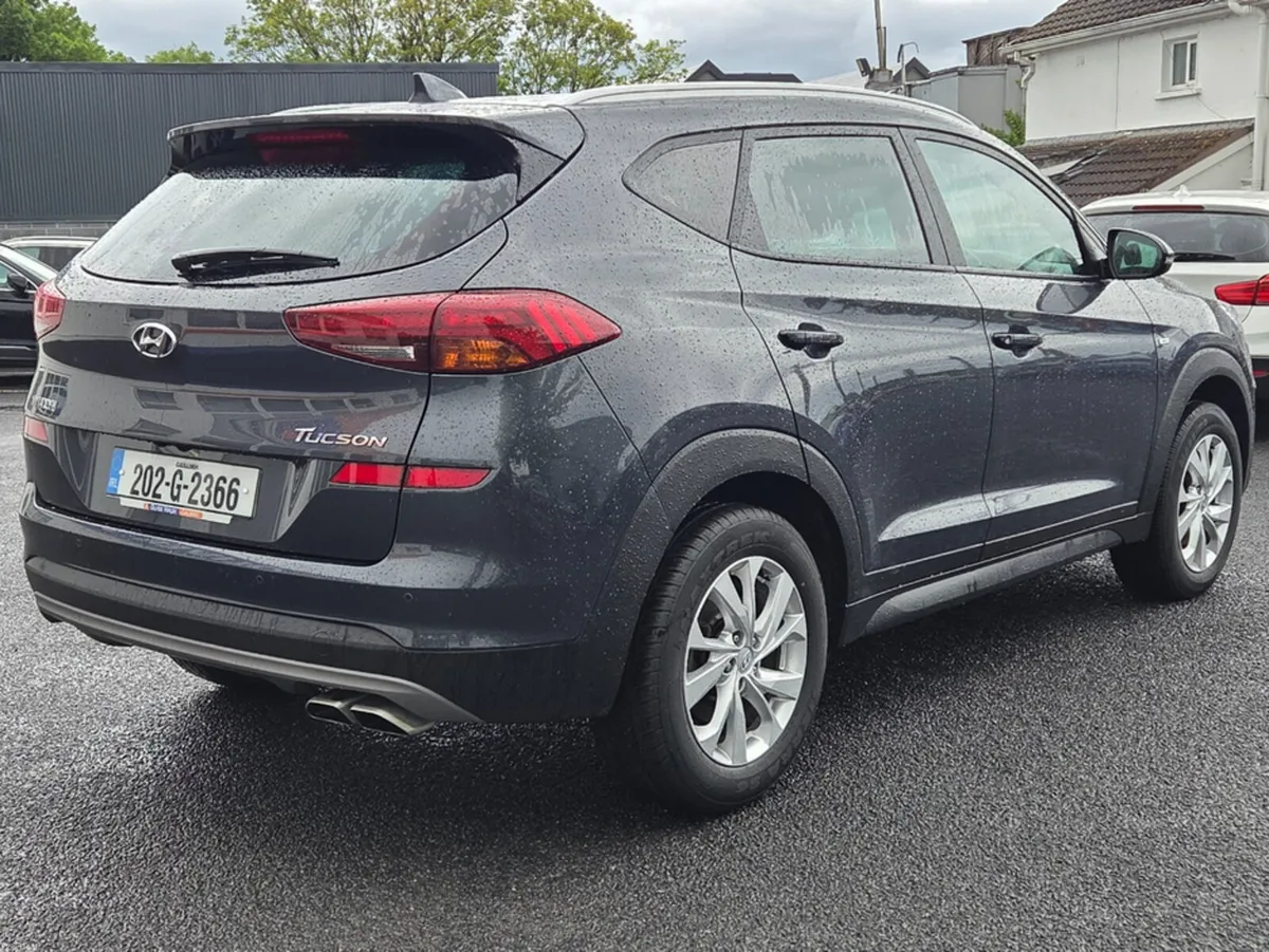 Hyundai Tucson 1.6 SE NAV 115PS MHEV 5 - Image 4