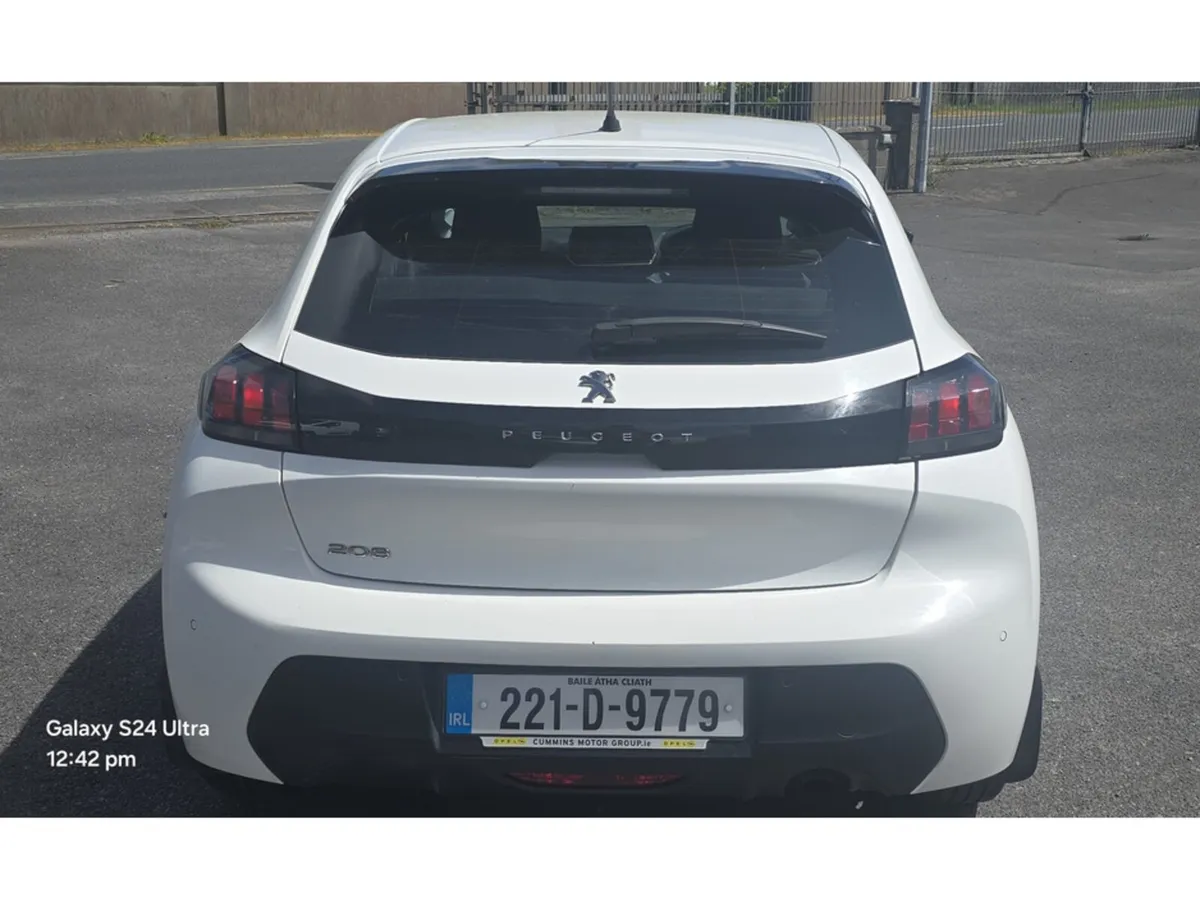 Peugeot 208 ACTIVE 1.2 75 6.3 4DR - Image 2