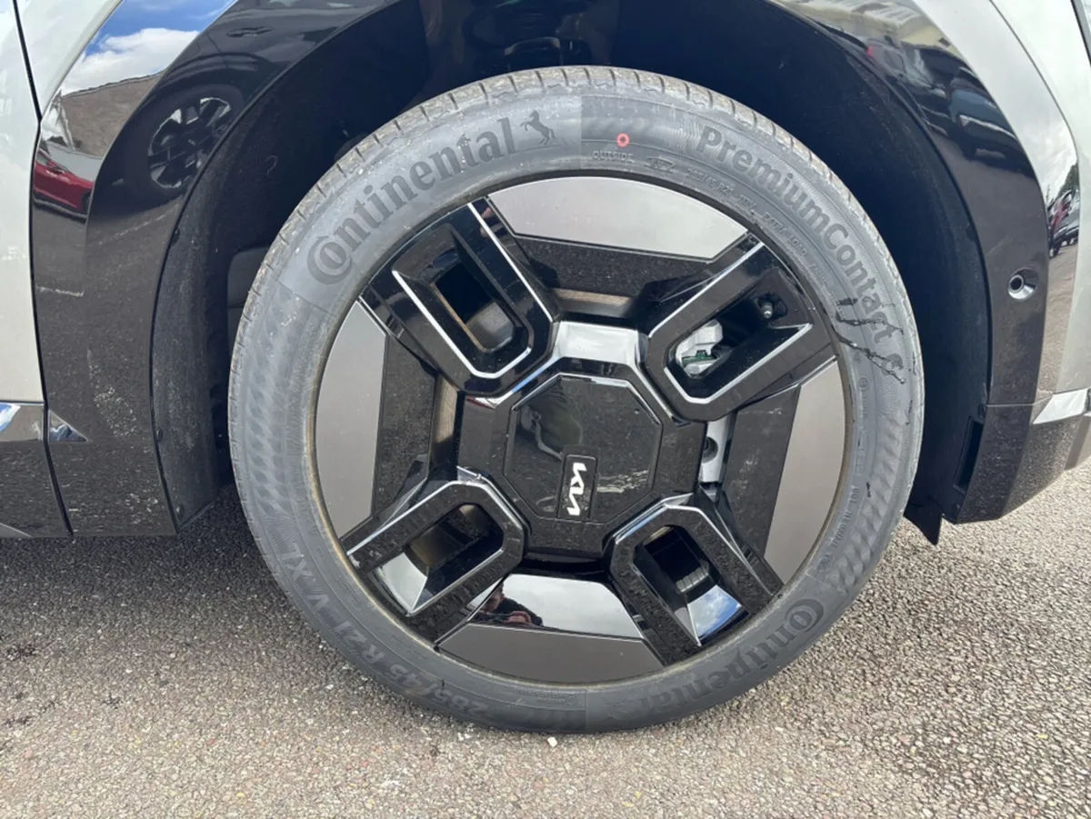 Kia EV9 GT Line 6 Seater - Image 4