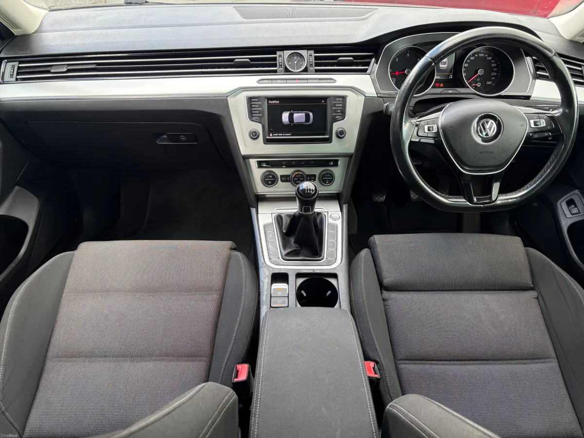 2016 Volkswagen Passat 1.6tdi 120bhp Comfortline - Image 6