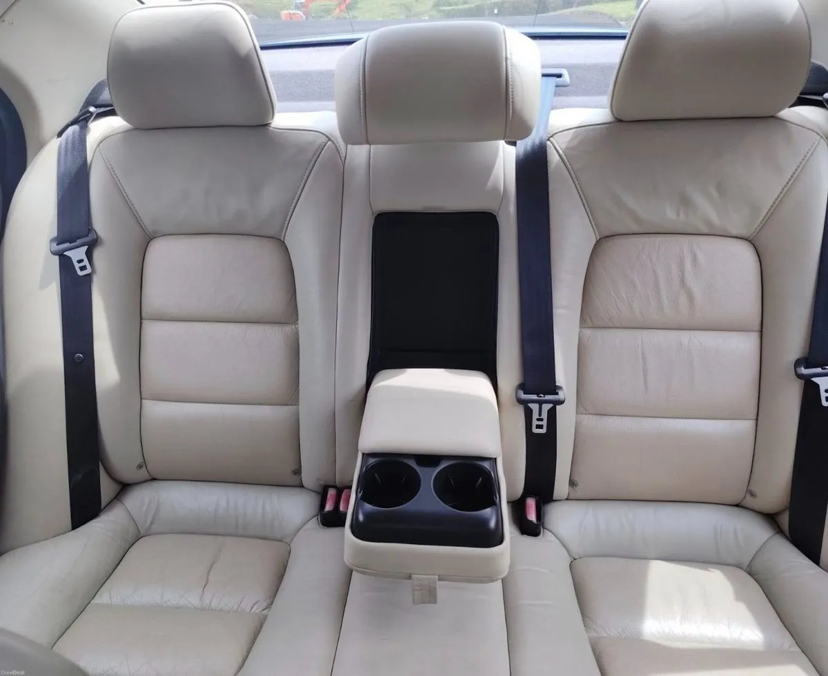 Volvo 80 Series 2008 - Image 2