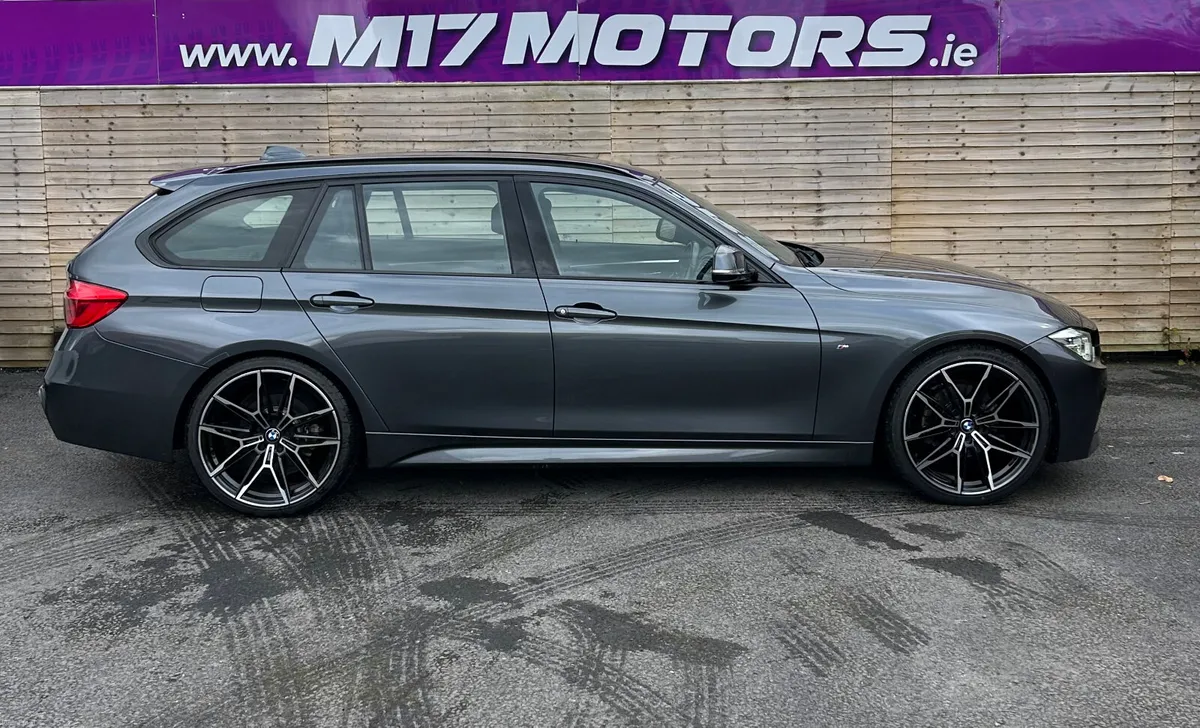 2019 BMW 320D Estate, Upgraded Alloys, Auto - Image 2