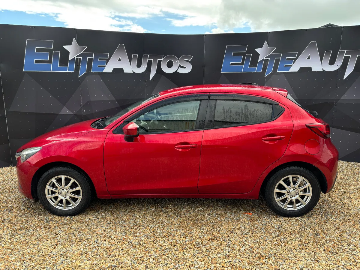 Mazda Demio 1.3 Automatic 2015 - Image 3
