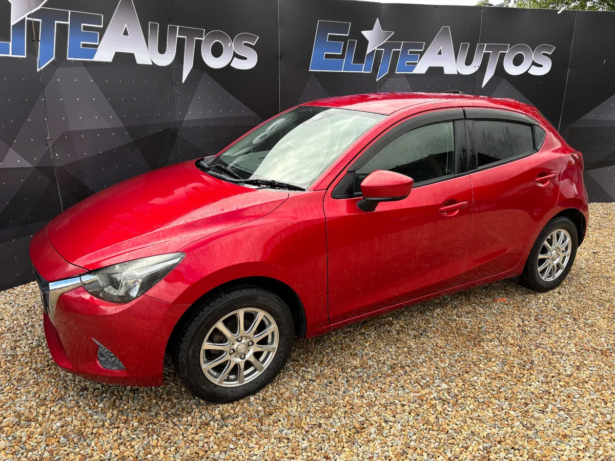 Mazda Demio 1.3 Automatic 2015 - Image 2
