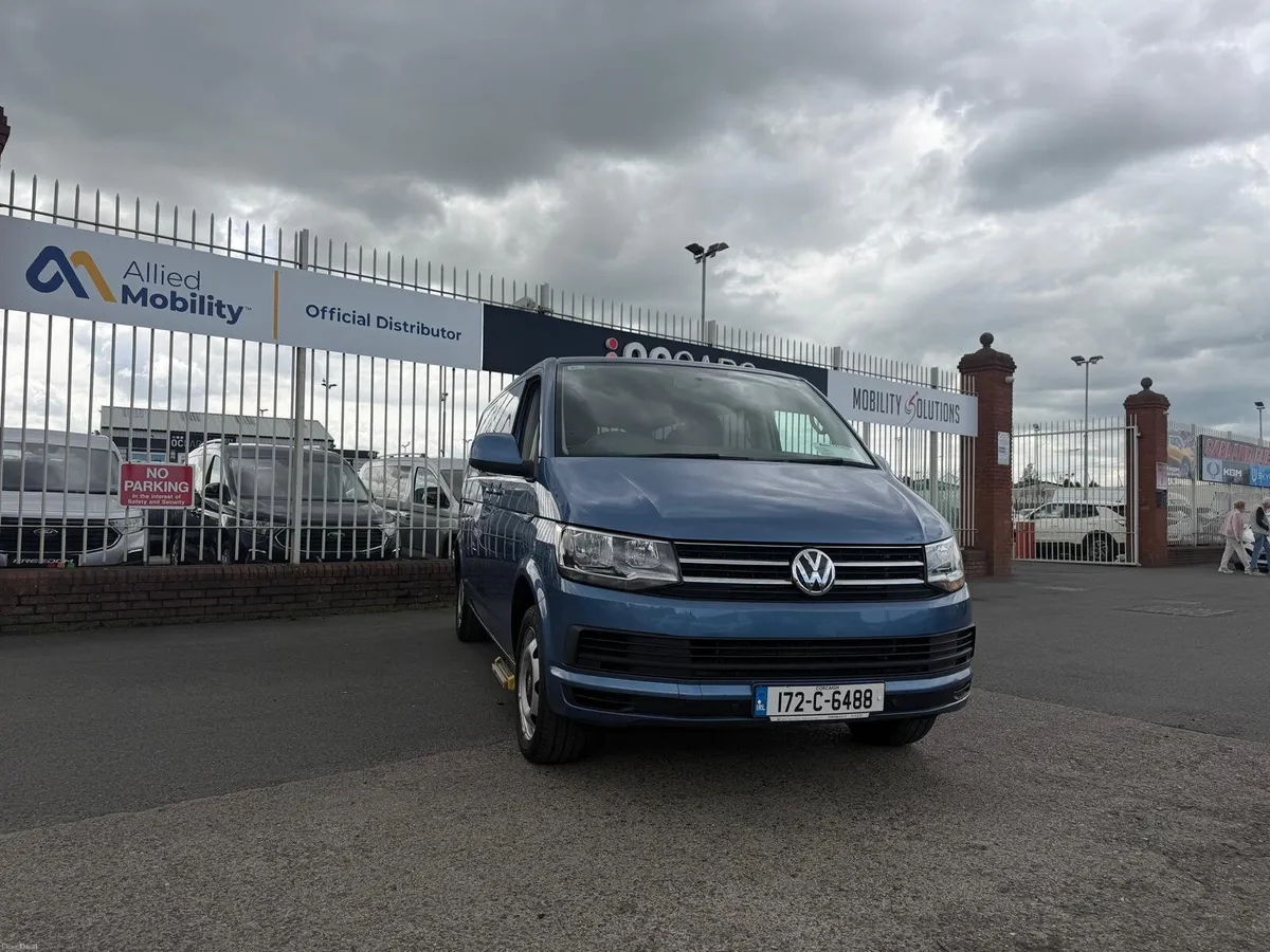 Wheelchair Accessible VW Transporter 4 Seats+WC - Image 4