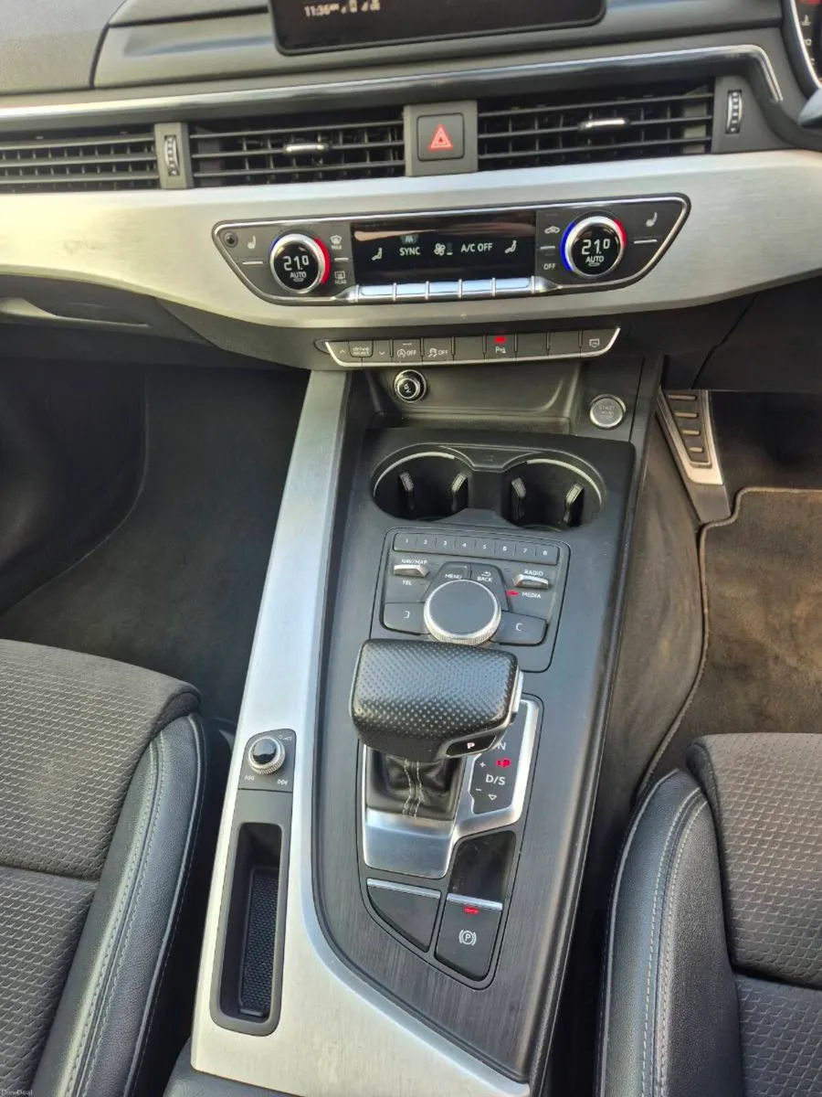 2017 Audi A4 2.0 S Line - Image 6
