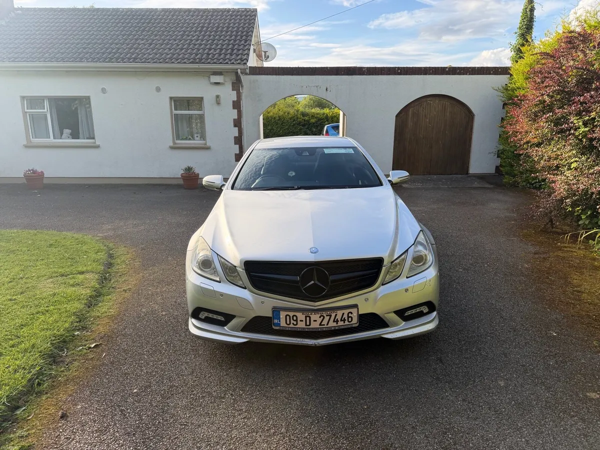 Mercedes Benz E250 Coupe Sport - Image 2