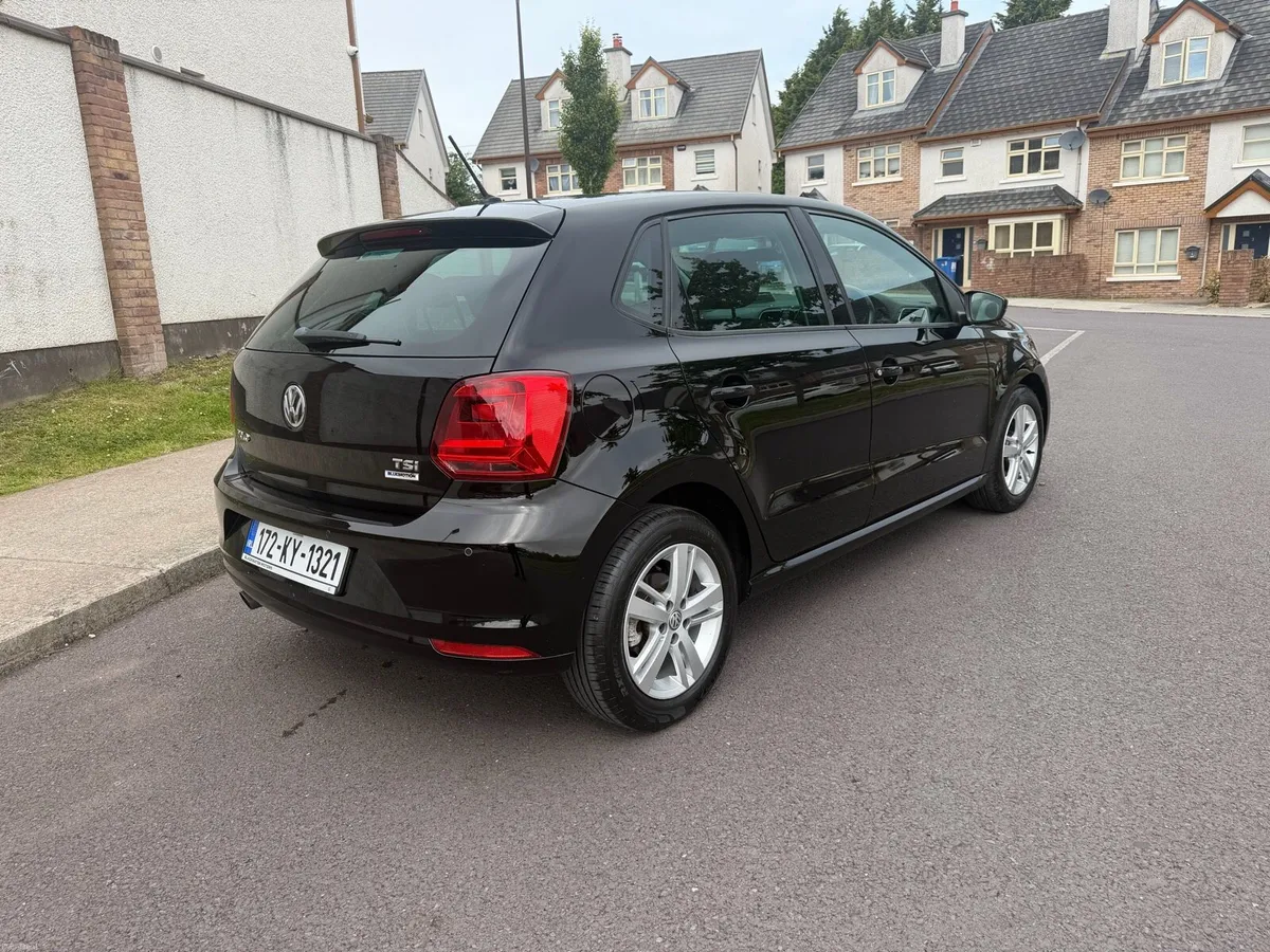 2017 polo auto 1 owner 30k miles on clock - Image 3