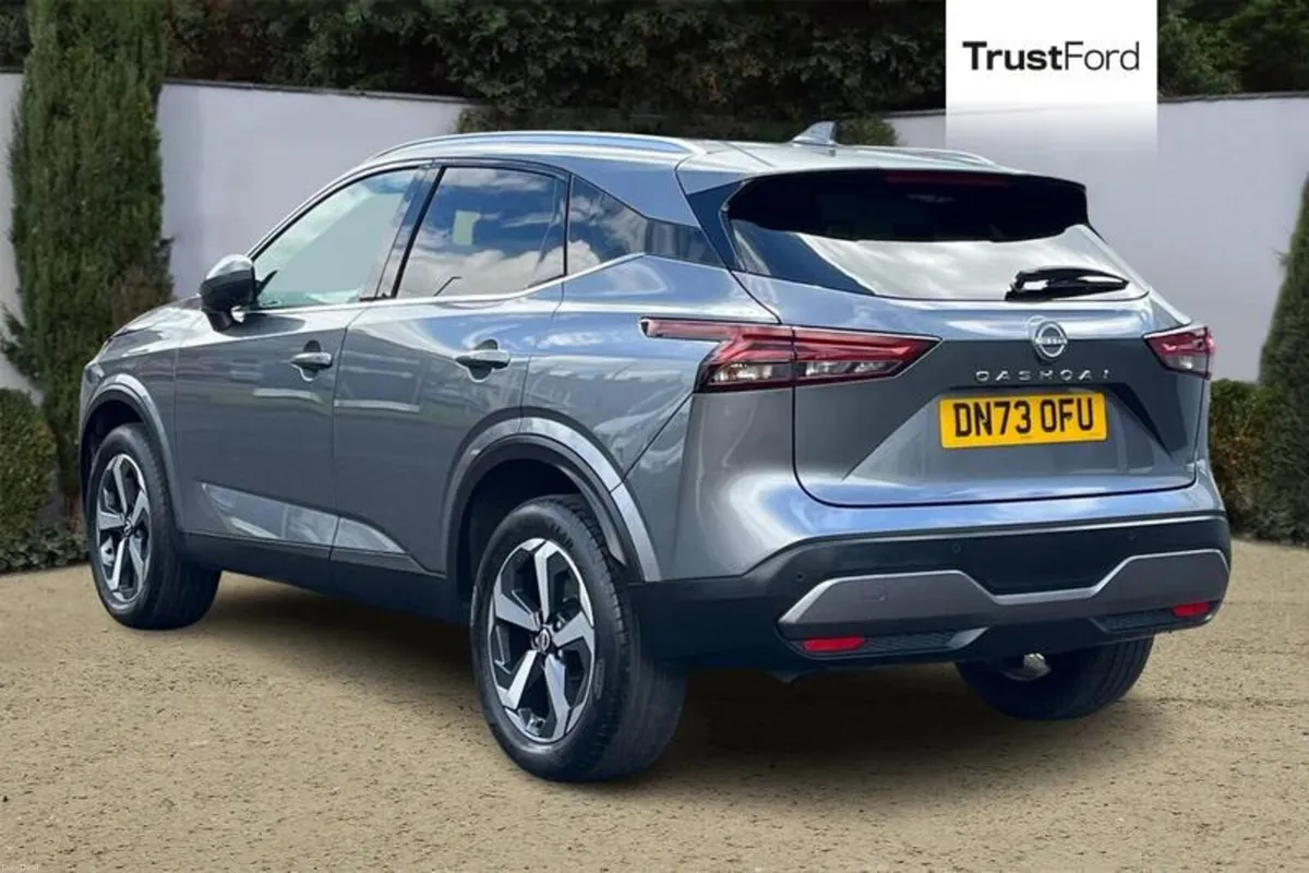 Nissan Qashqai N-Connecta - Image 2