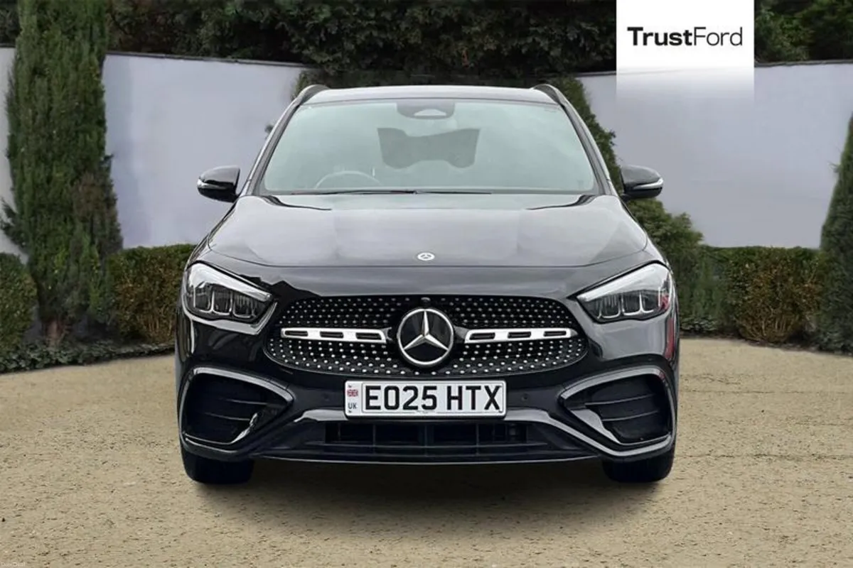 Mercedes-Benz GLA AMG Line - Image 6