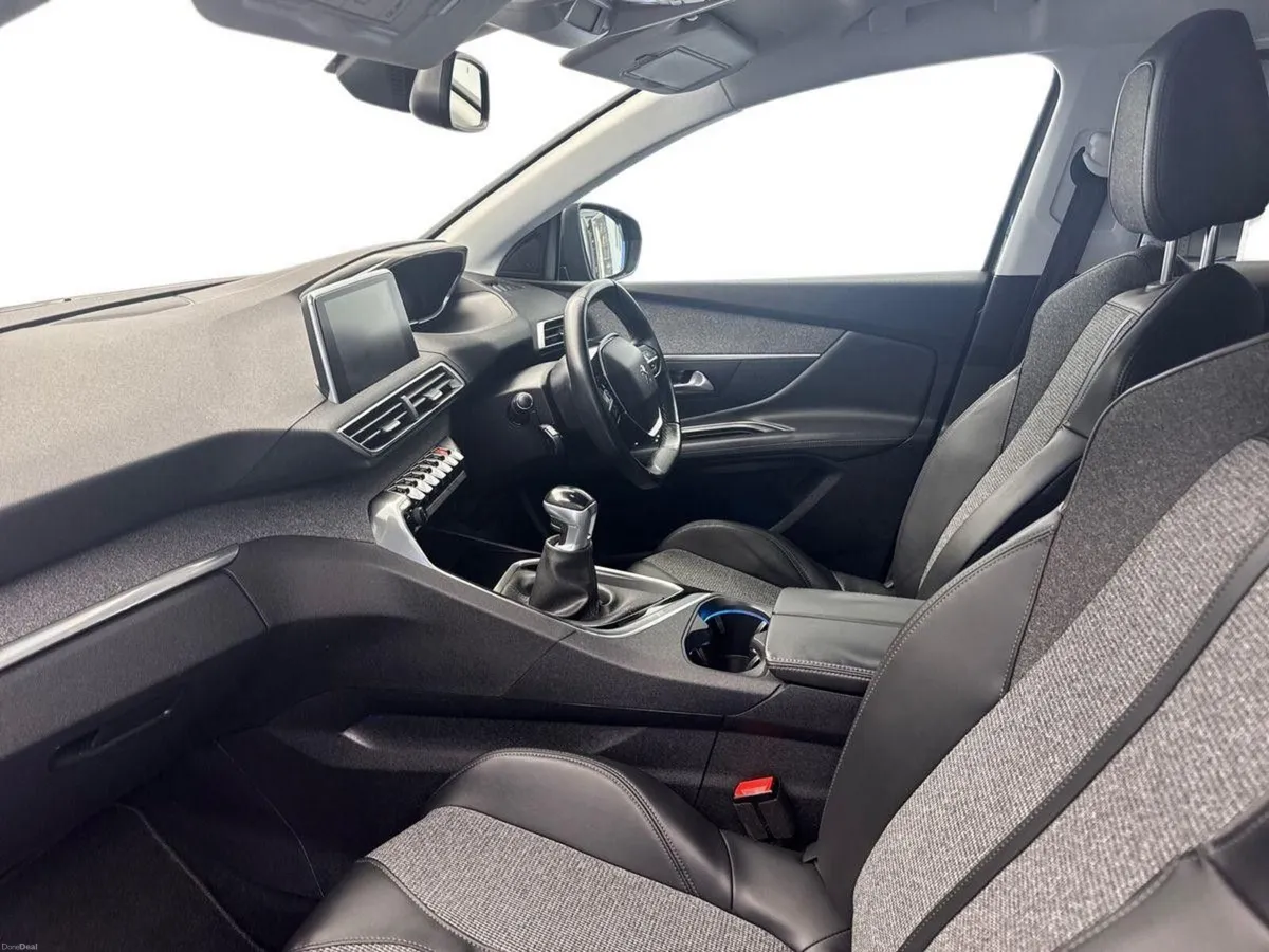 Peugeot 3008 1.6HDI ALLURE *LOW KMS* €65 PER WEEK - Image 3