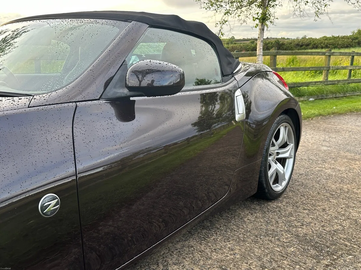 2011 Nissan 370z GT V6 Roadster Convertible Manual - Image 5