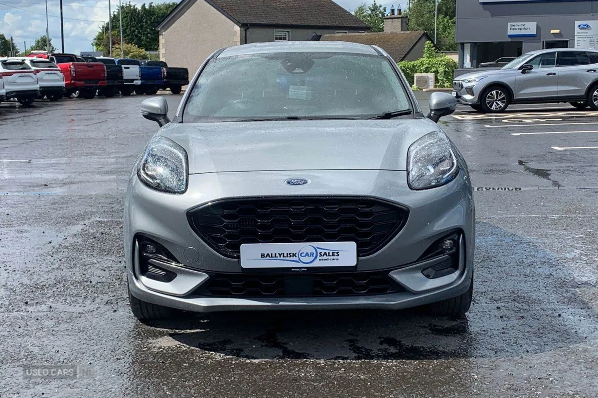 Ford Puma 1.0T 125PS ST-Line X in Solar SIlver wit - Image 4
