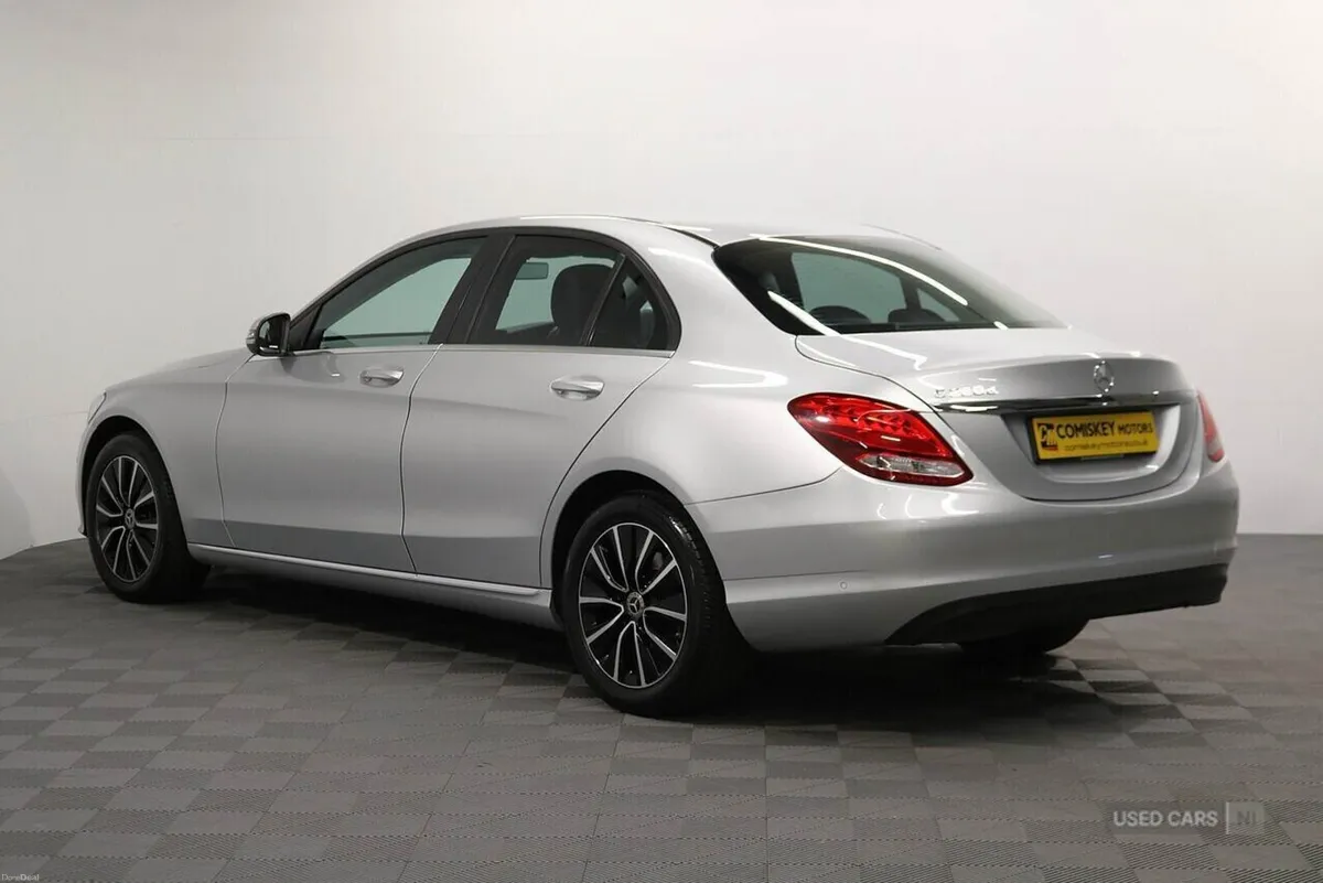 Mercedes-Benz C-Class C220d SE - Image 4