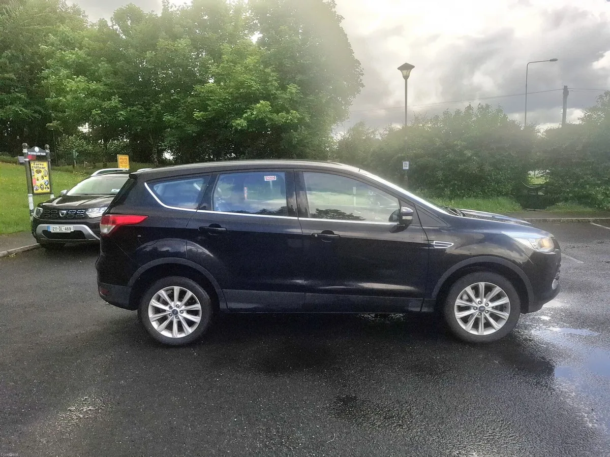 Ford Kuga - Image 2
