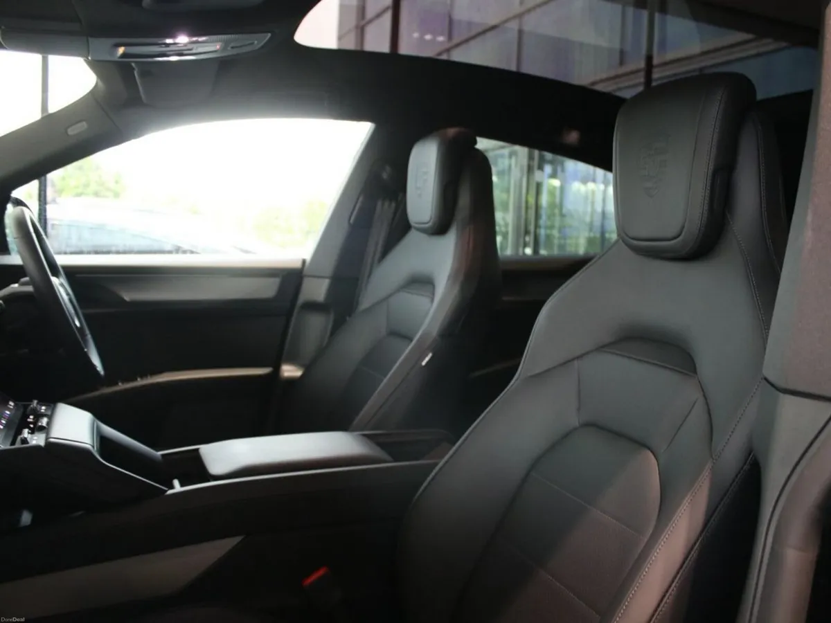 Porsche Cayenne Coupe Electric - Image 5