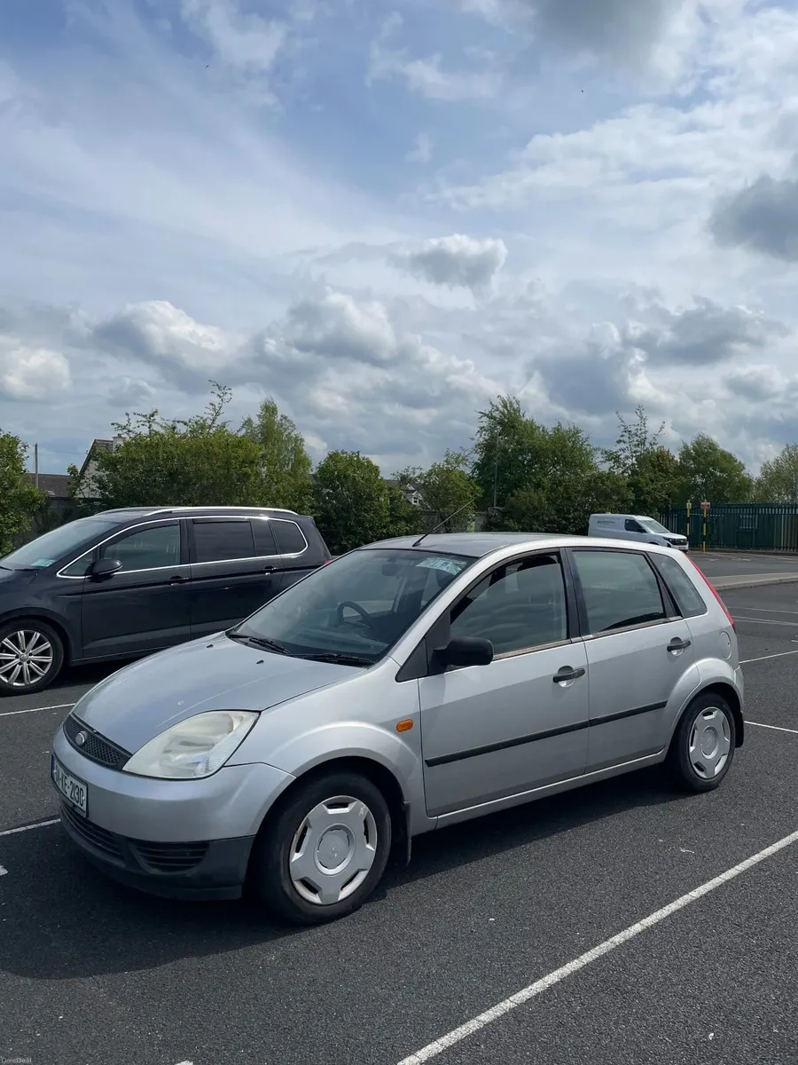 Ford Fiesta 2004 - Image 1