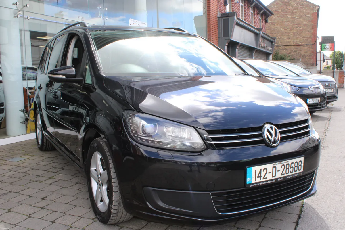 AUTOMATIC - VW TOURAN -1.4TSI - 7 SEATER - ISO FIX - Image 1