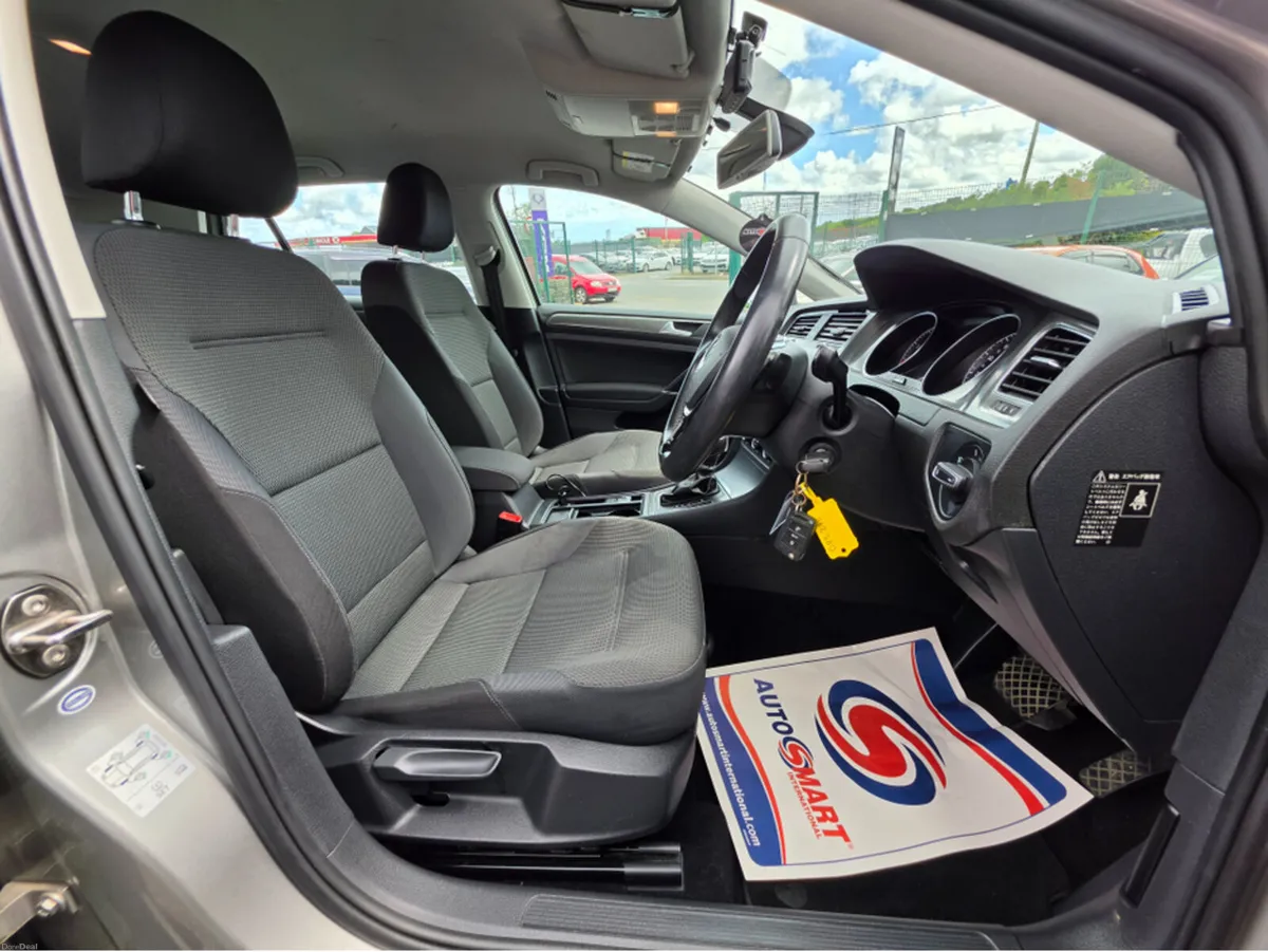 Volkswagen Golf ( 132 REG 1.2 TSI COMFORTLINE AUTO - Image 4
