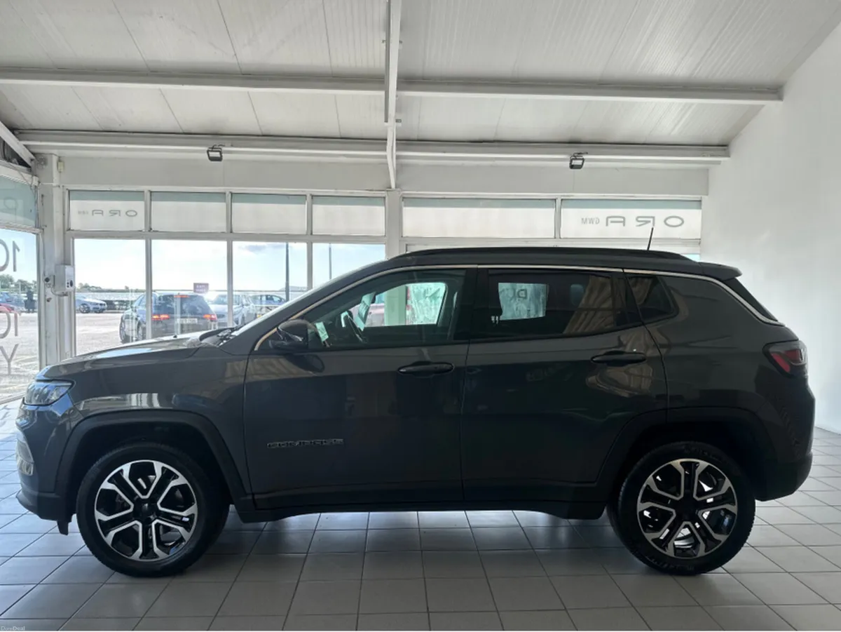 Jeep Compass LIMITED EDITION 1.5 E-HYHRID 1 130 DC - Image 3
