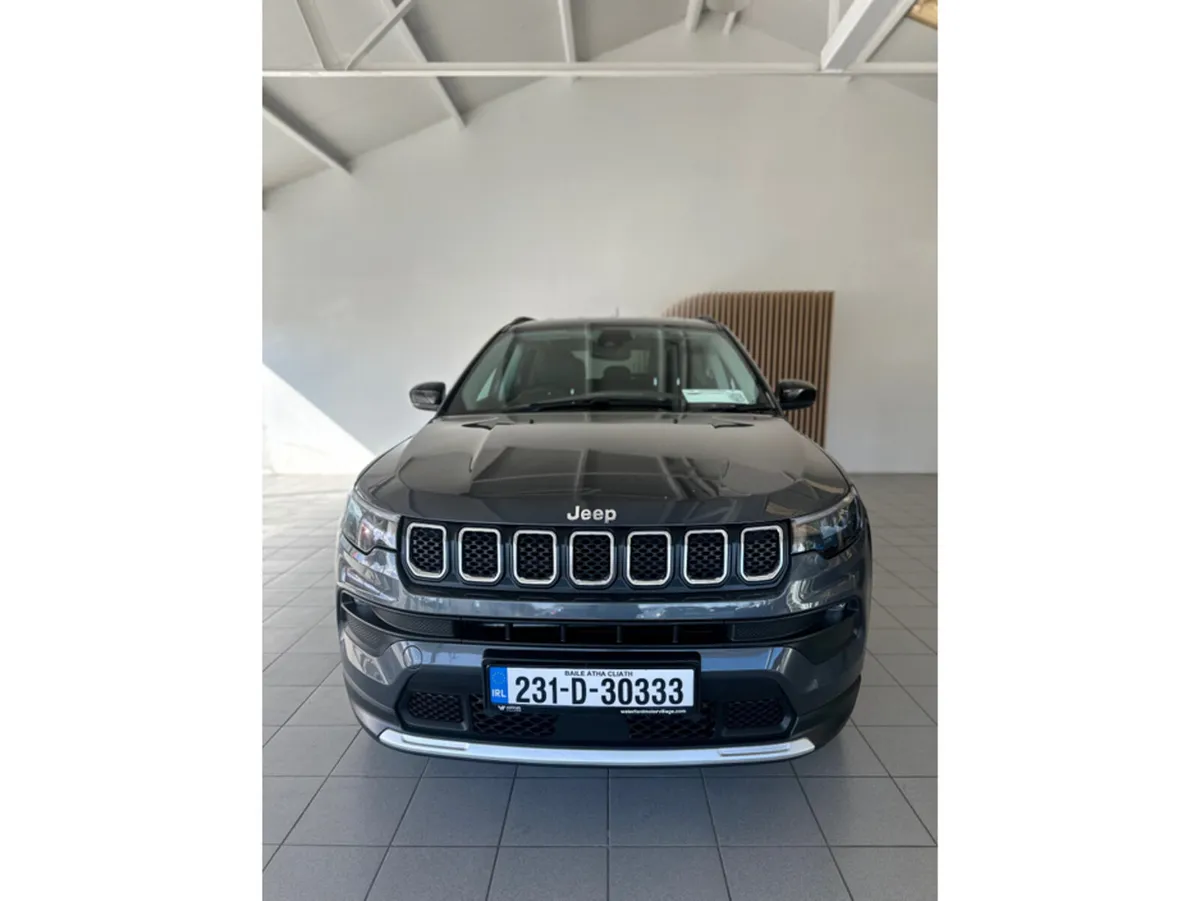 Jeep Compass LIMITED EDITION 1.5 E-HYHRID 1 130 DC - Image 1