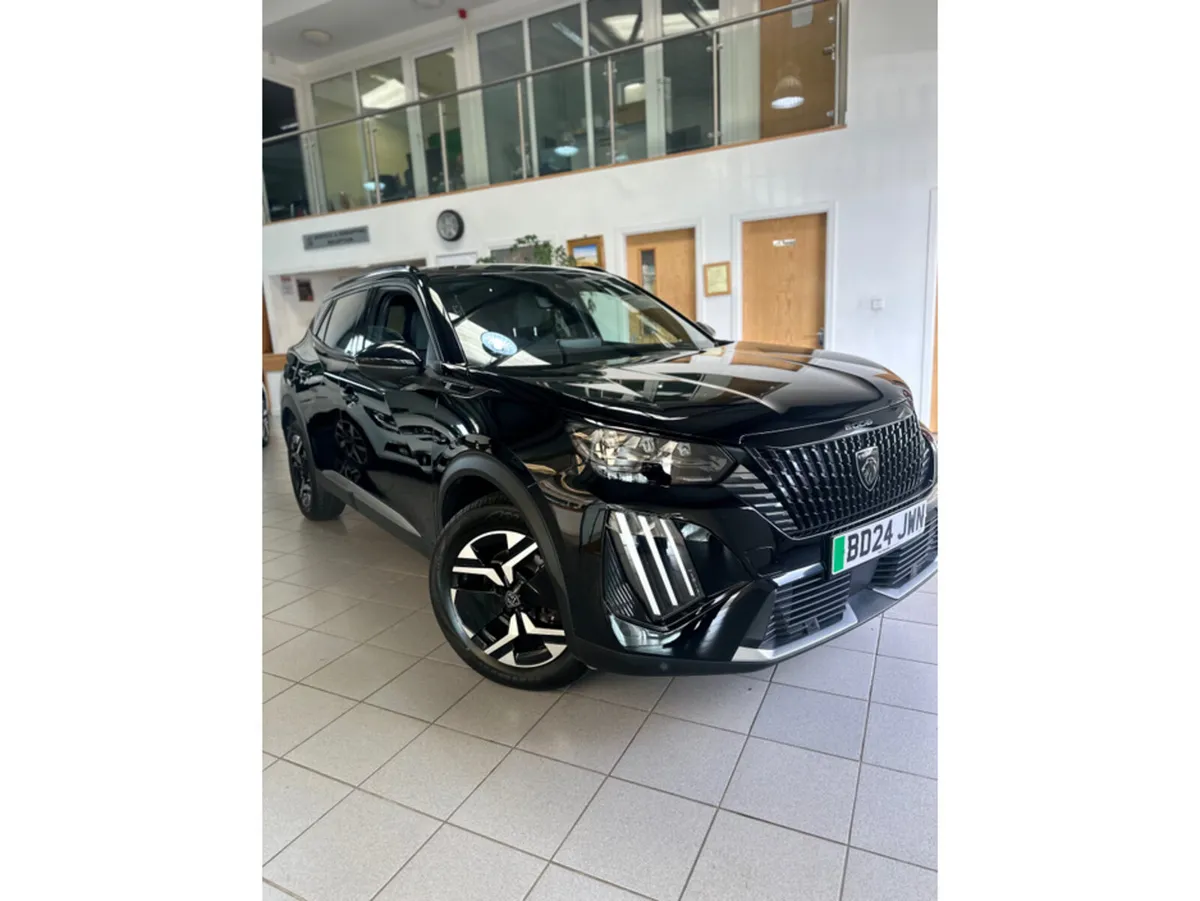 Peugeot 2008 GT EV - Image 4