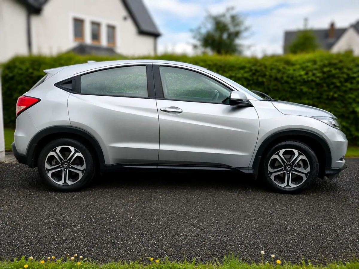 Honda HR-V 2016 - Good Condition - Image 3