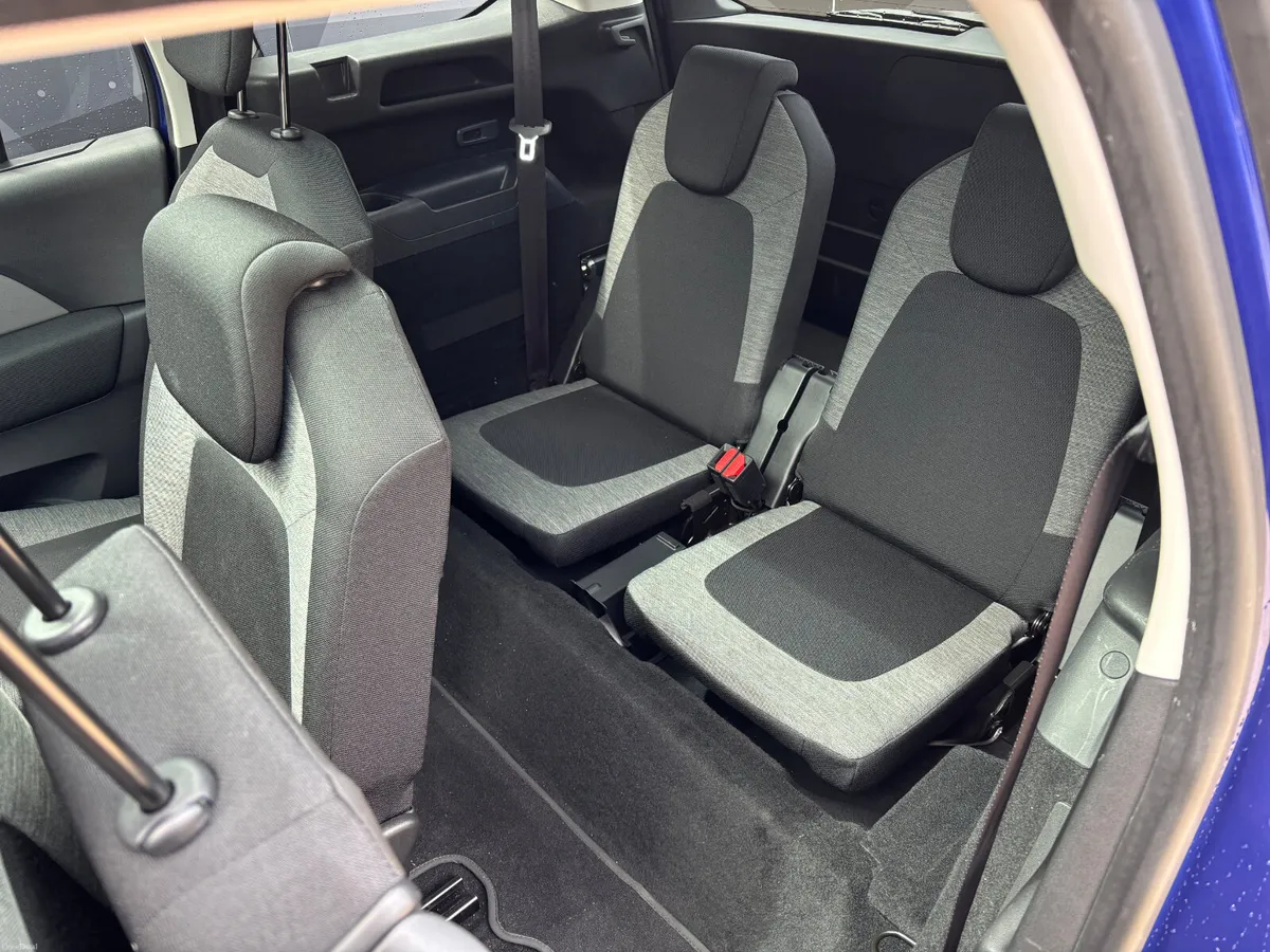 Citroen C4 Blue HDI Automatic 7 seater 2015 - Image 5