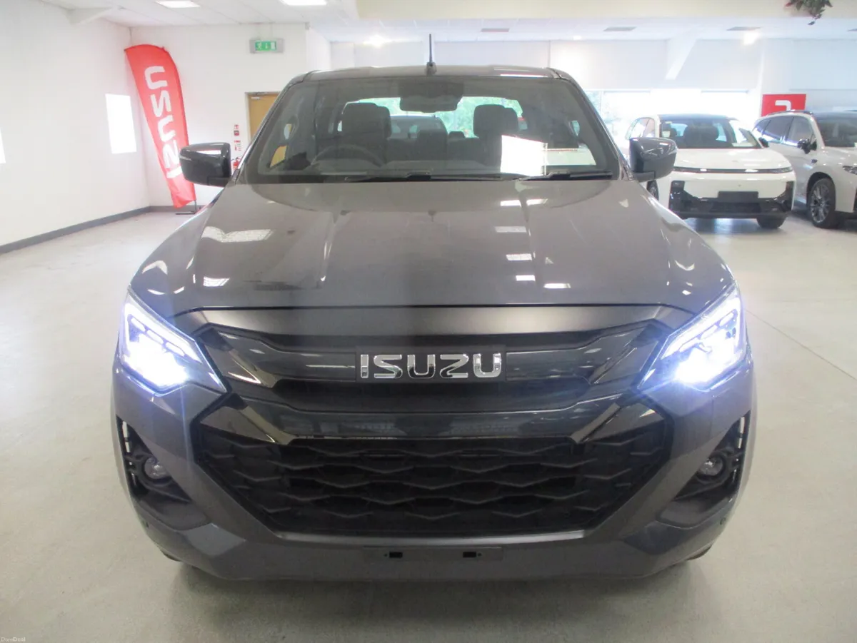 Isuzu D-Max LSE Crew-Cab Pickup 2026 - Image 3