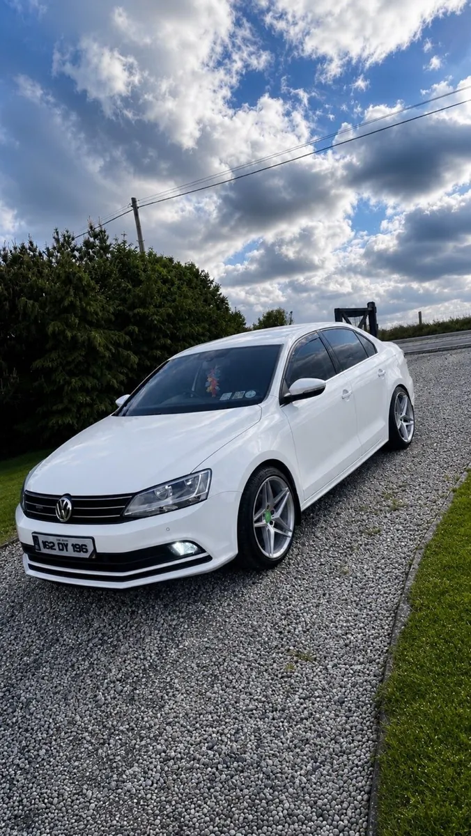Volkswagen Jetta 2016 - Image 1