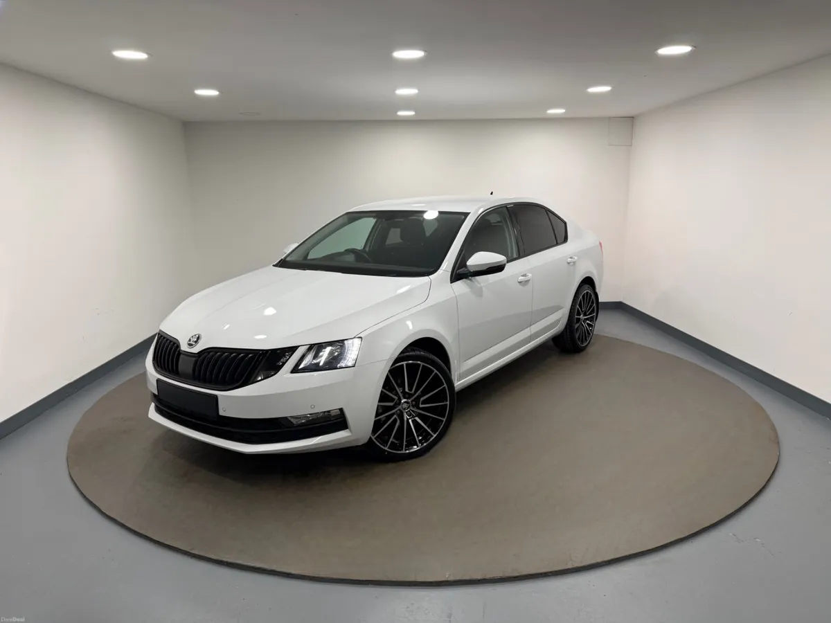 2019 Skoda Octavia 1.6 TDI SE TECH - Image 2