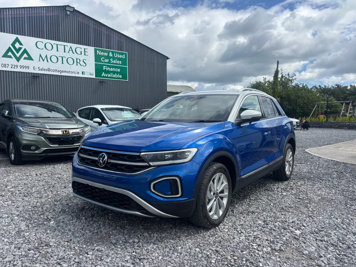 Volkswagen T-Roc - Image 2