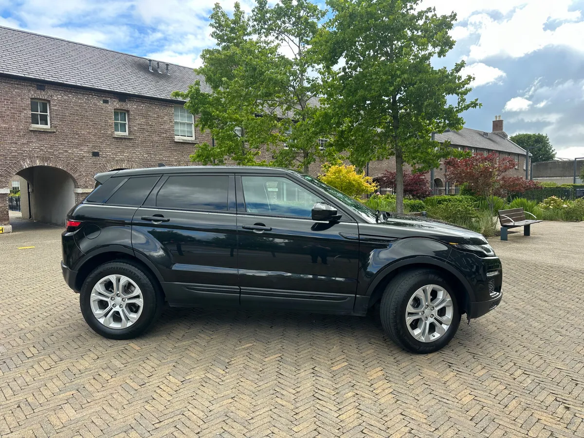 Land Rover Range Rover Evoque 2016 - Image 2