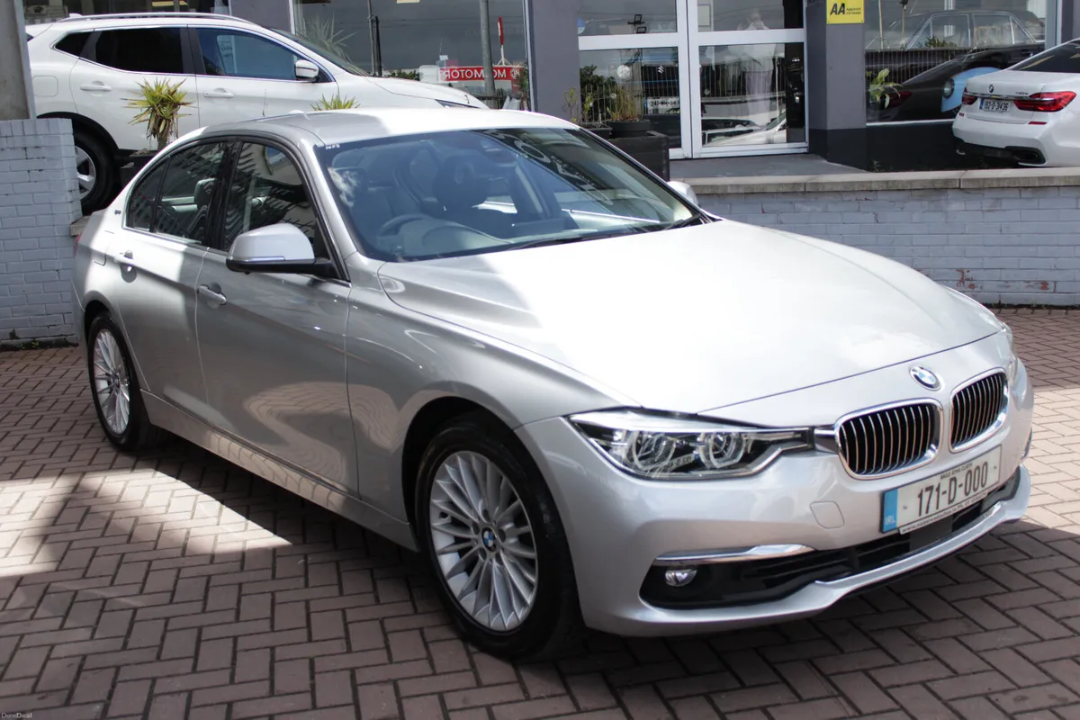 2017 BMW 3-SERIES 330E HYBRID 4DR SALOON AUTO - Image 2
