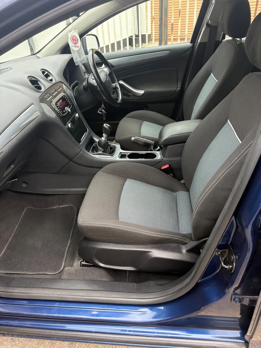 Ford Mondeo 2011 - Image 4
