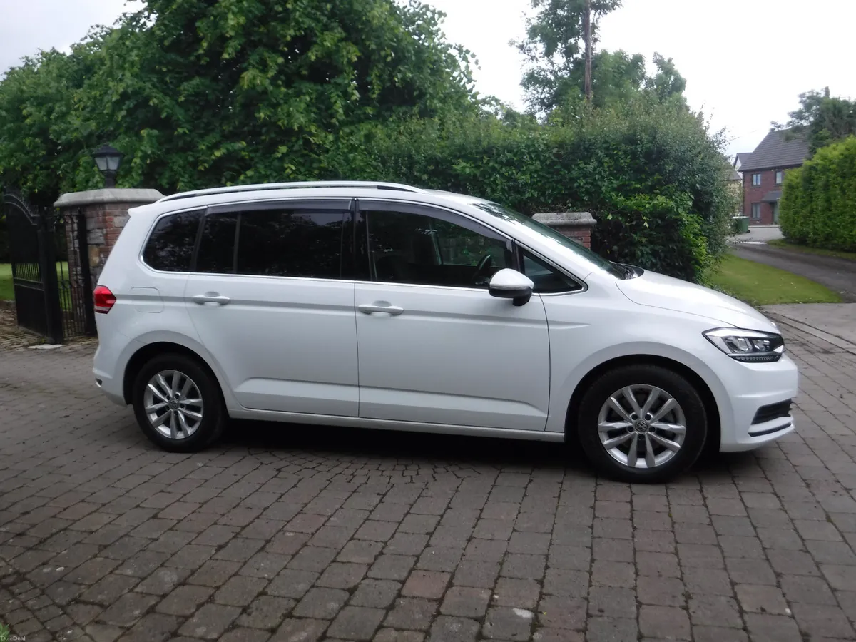 VW TOURAN 1.4 AUTO 7 SEATER COMFORTLINE - Image 2
